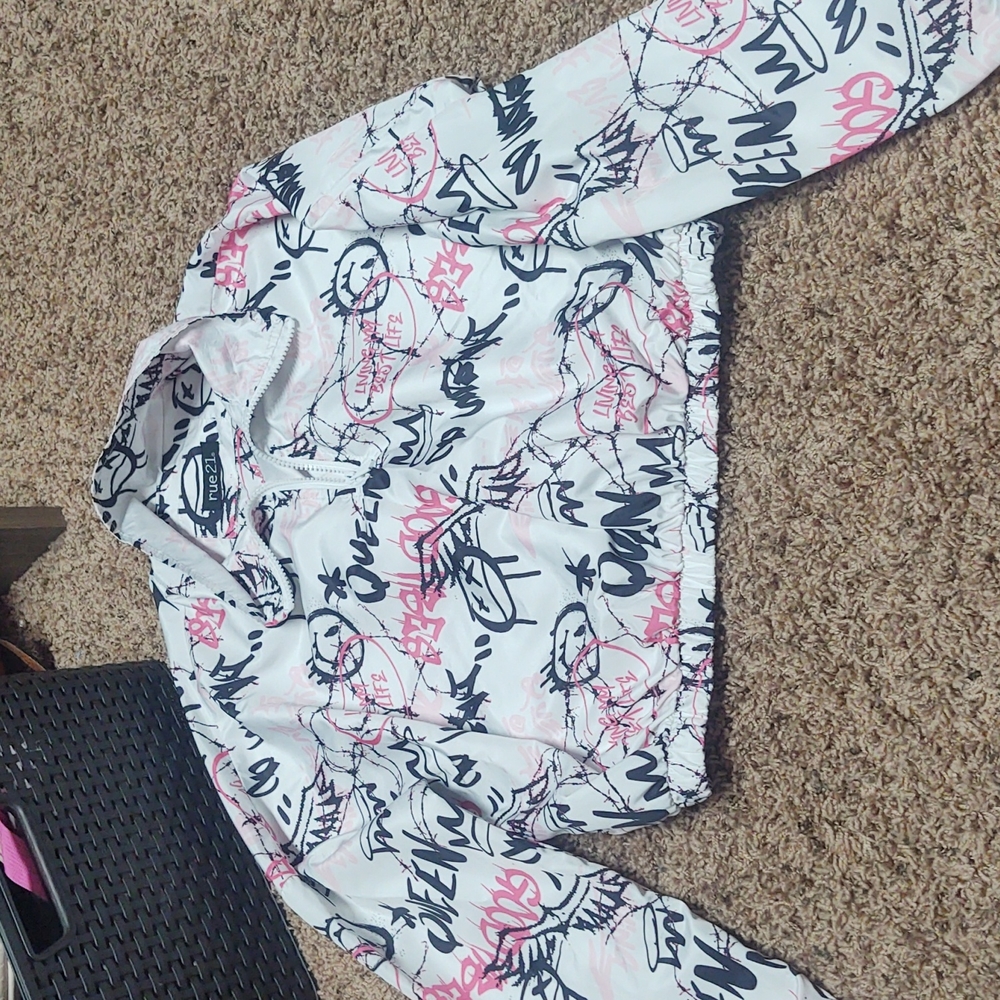 Crop top windbreaker